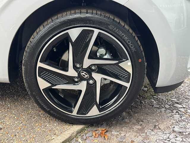 Hyundai I10 1.2 [79] Premium 5dr [Nav] Lumen Gray