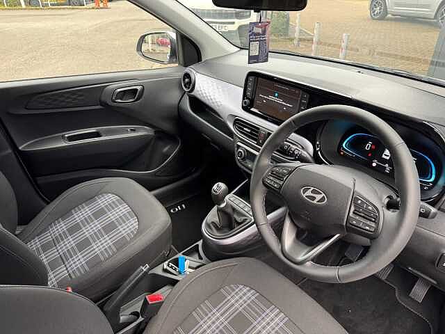 Hyundai I10 1.2 [79] Premium 5dr [Nav] Lumen Gray