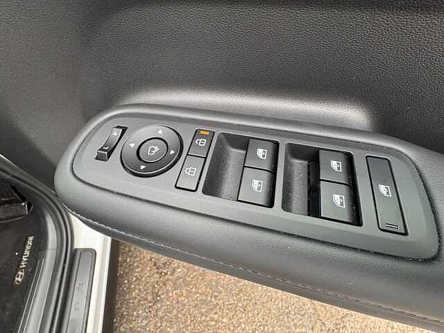 Hyundai Santa Fe 1.6 TGDi Hybrid Calligraphy 5dr Auto