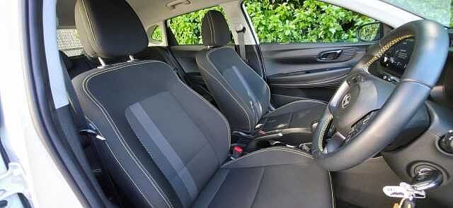 Hyundai I20 1.0T GDi Advance 5dr Atlas White