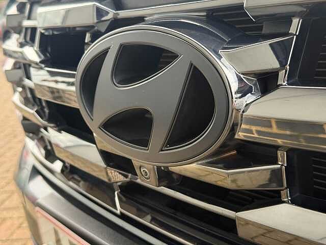 Hyundai TUCSON 1.6T Hybrid Ultimate 5dr Auto Serenity White