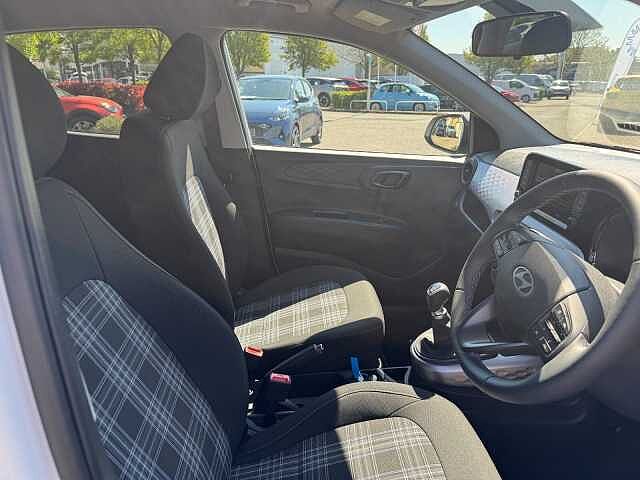 Hyundai i10 1.2 [79] Premium 5dr [Nav]