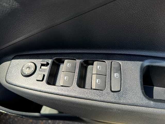 Hyundai i10 1.2 [79] Premium 5dr [Nav]