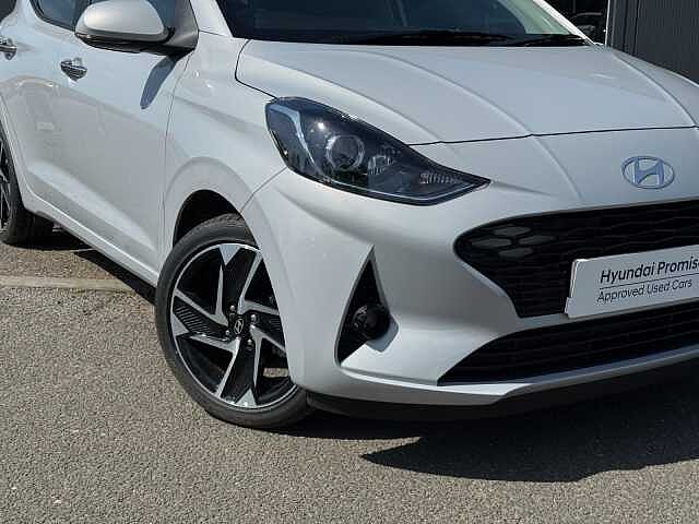 Hyundai i10 1.2 [79] Premium 5dr [Nav]