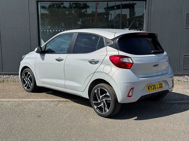Hyundai i10 1.2 [79] Premium 5dr [Nav]