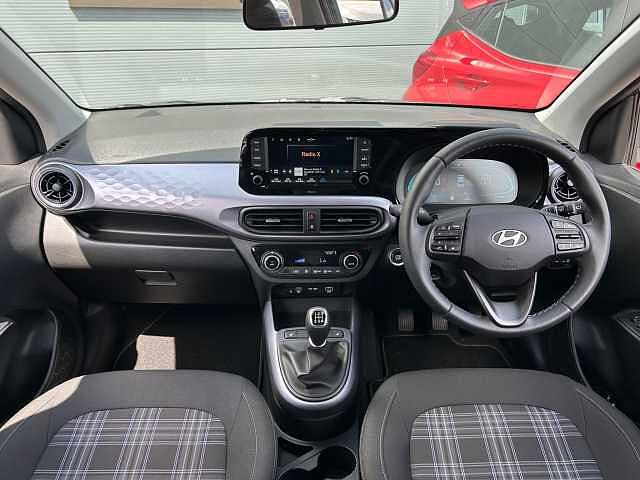 Hyundai i10 1.2 Premium Euro 6 (s/s) 5dr