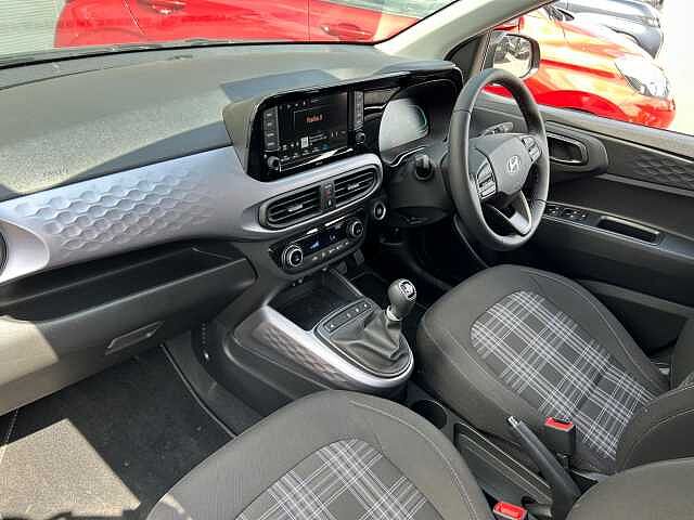 Hyundai i10 1.2 Premium Euro 6 (s/s) 5dr