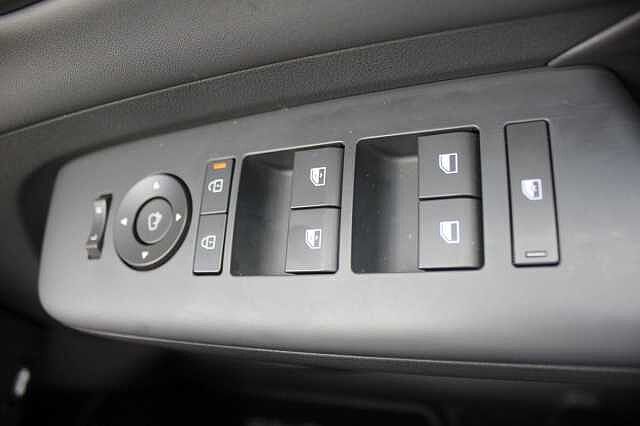 Hyundai KONA 65.4kWh Ultimate Auto 5dr