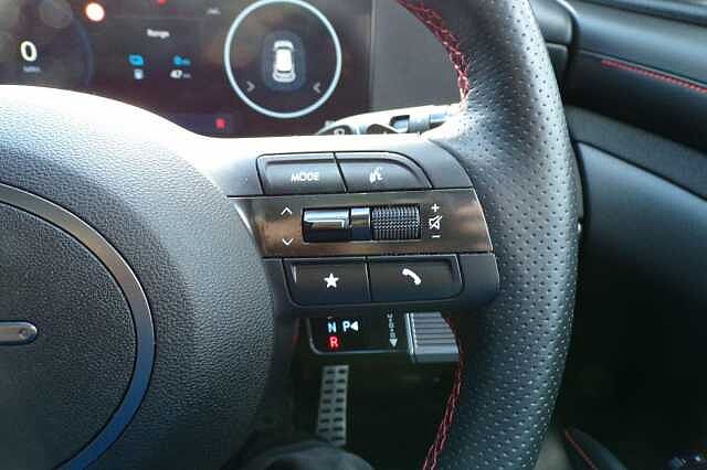 Hyundai TUCSON 1.6 T-GDi 13.8kWh N Line S Auto 4WD Euro 6 (s/s) 5dr Silver