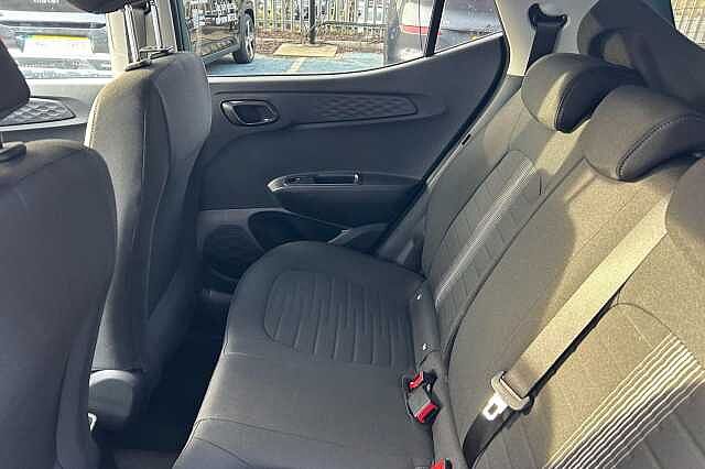 Hyundai i10 1.2 Premium Euro 6 (s/s) 5dr