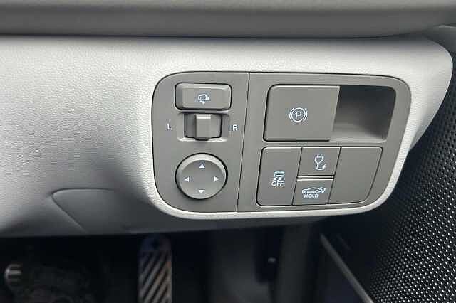 Hyundai IONIQ 6 77.4kWh Ultimate Auto 4dr Silver