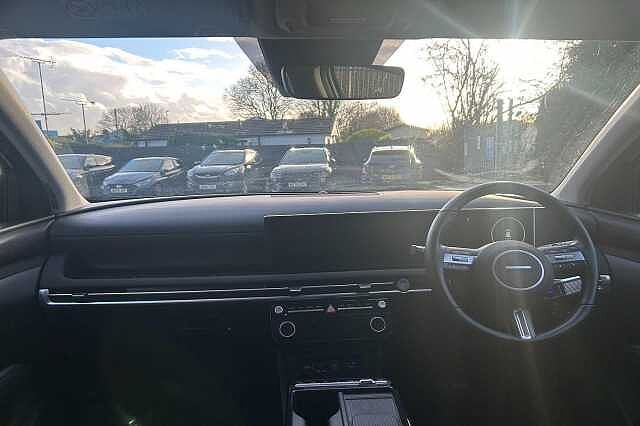 Hyundai TUCSON 1.6 T-GDi 13.8kWh Premium Auto 4WD Euro 6 (s/s) 5dr White