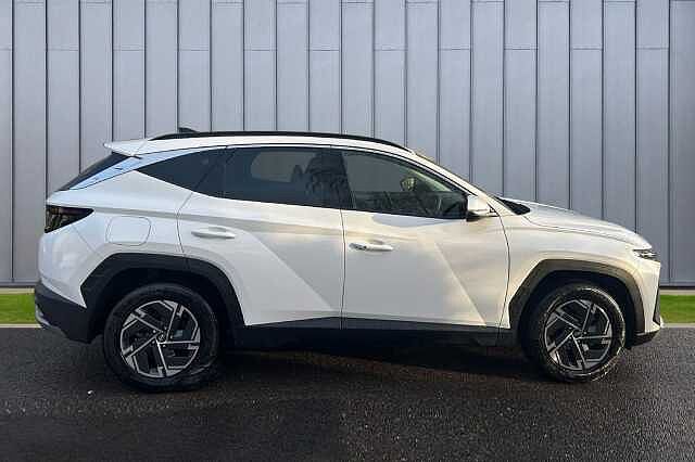 Hyundai TUCSON 1.6 T-GDi 13.8kWh Premium Auto 4WD Euro 6 (s/s) 5dr White