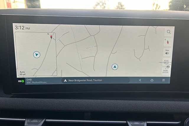 Hyundai TUCSON 1.6 T-GDi 13.8kWh Premium Auto 4WD Euro 6 (s/s) 5dr White