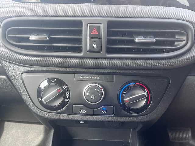 Hyundai i10 1.0 SE Connect Auto Euro 6 (s/s) 5dr