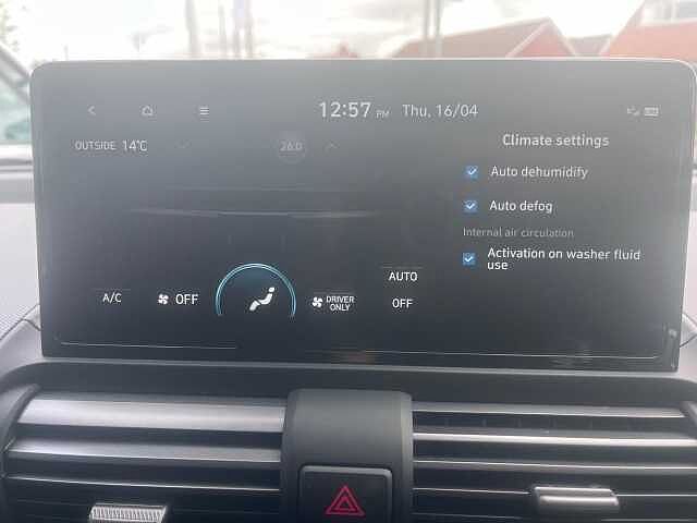 Hyundai INSTER Long Range 49kWh 02 Auto 5dr Black