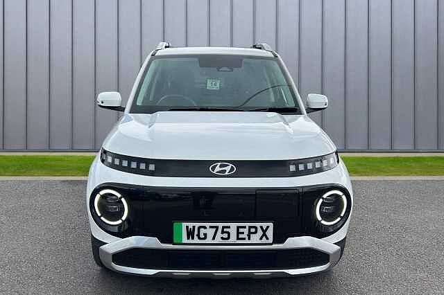 Hyundai INSTER Long Range 49kWh 02 Auto 5dr White