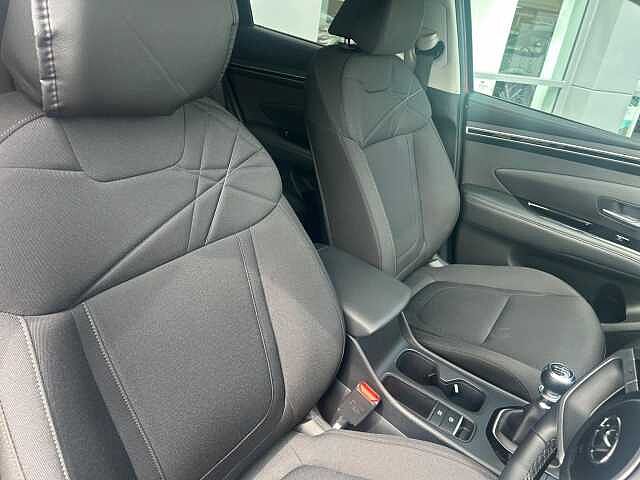 Hyundai TUCSON 1.6 T-GDi SE Connect Euro 6 (s/s) 5dr Red