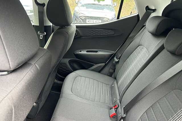 Hyundai i10 1.0 Advance Euro 6 (s/s) 5dr