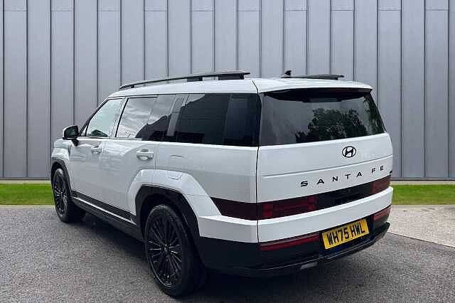 Hyundai Santa Fe 1.6 T-GDi 13.8kWh Calligraphy Auto 4WD Euro 6 (s/s) 5dr (7Seat)