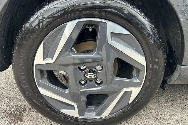 Hyundai BAYON 1.0 T-GDi Tech Line DCT Euro 6 (s/s) 5dr Black