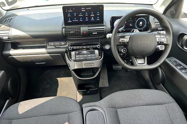 Hyundai INSTER Long Range 49kWh 02 Auto 5dr White