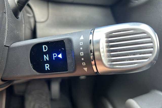 Hyundai INSTER Long Range 49kWh 02 Auto 5dr White