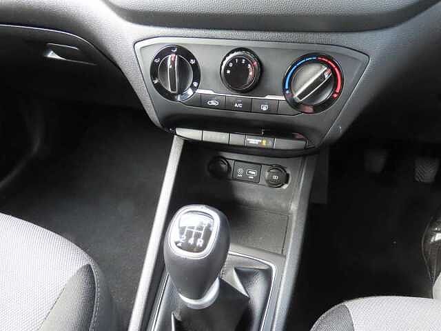 Hyundai I20 1.2 MPi SE 5dr