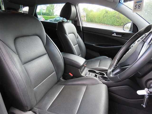 Hyundai Tucson 2.0 CRDi 185 Premium 5dr Auto