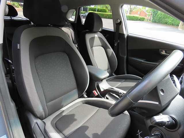 Hyundai KONA 1.0T GDi Play Edition 5dr Silver