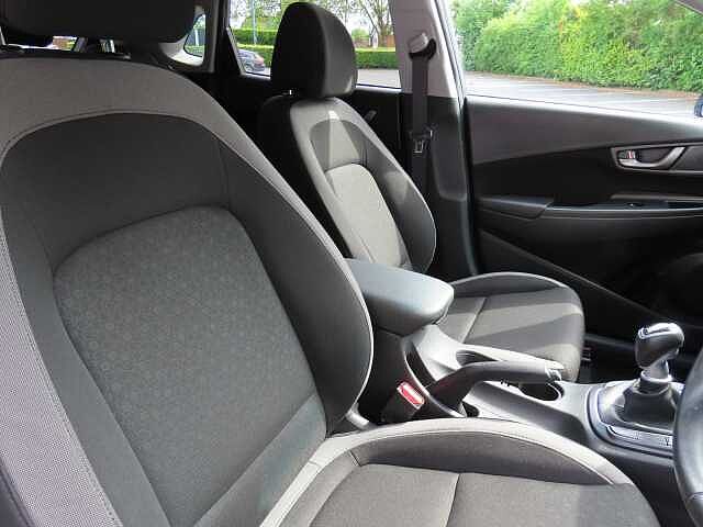 Hyundai KONA 1.0T GDi Play Edition 5dr Silver