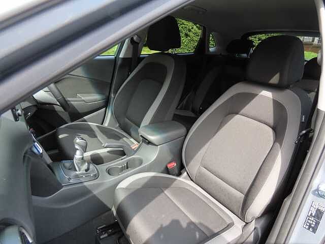 Hyundai KONA 1.0T GDi Play Edition 5dr Silver