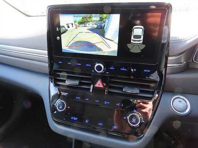 Hyundai Ioniq 100kW Premium 38kWh 5dr Auto