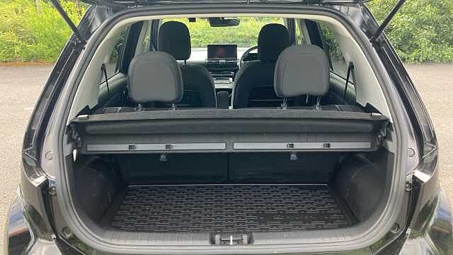 Hyundai INSTER 85kW 02 49kWh 5dr Auto Electric Hatchback