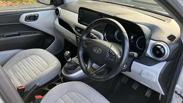 Hyundai I10 1.0 MPi Premium 5dr Petrol Hatchback Silver