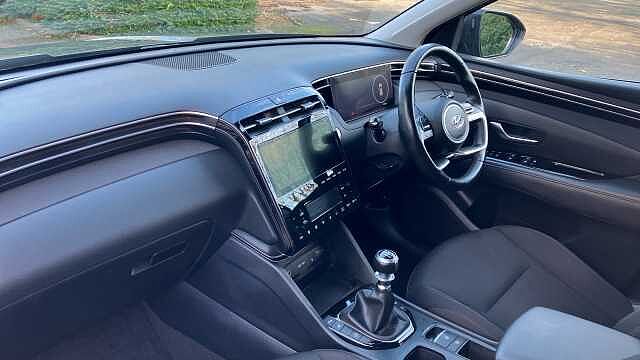 Hyundai TUCSON 1.6 TGDi Premium 5dr 2WD Petrol Estate Grey