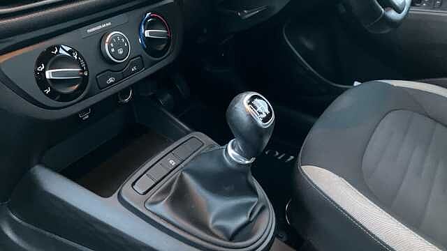 Hyundai I10 1.0 MPi SE Connect 5dr Petrol Hatchback Silver