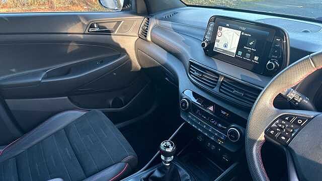 Hyundai TUCSON 1.6 TGDi 177 N Line 5dr 2WD Petrol Estate Black