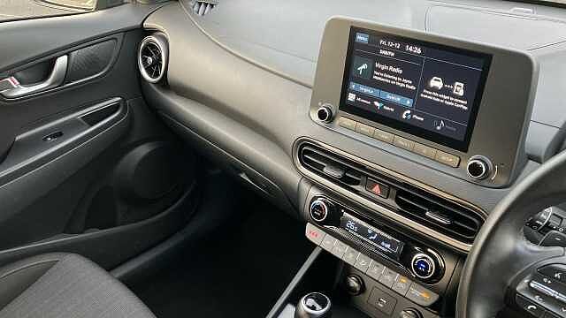 Hyundai KONA 1.6 GDi Hybrid SE Connect 5dr DCT Hybrid Hatchback Black