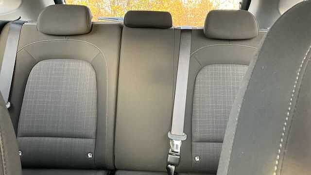 Hyundai KONA 1.6 GDi Hybrid SE Connect 5dr DCT Hybrid Hatchback Black