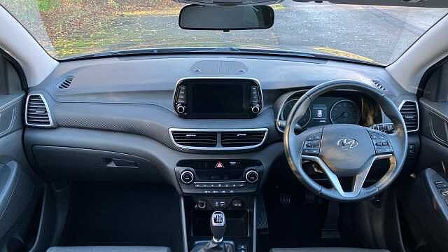 Hyundai TUCSON 1.6 GDi SE Nav 5dr 2WD Petrol Estate Grey