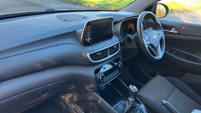 Hyundai TUCSON 1.6 GDi SE Nav 5dr 2WD Petrol Estate Grey