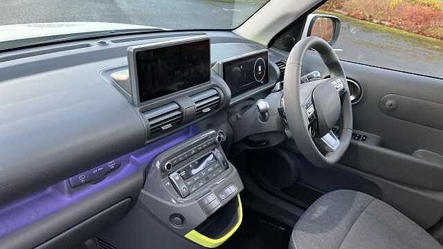 Hyundai INSTER 85kW Cross 49kWh 5dr Auto Electric Hatchback Solid - Natural Ivory