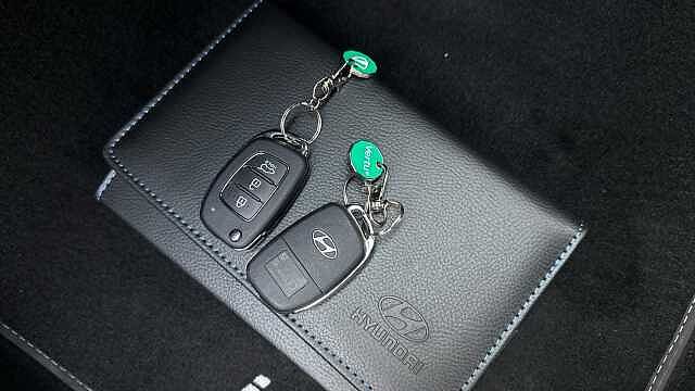 Hyundai I10 1.0 [63] Advance 5dr Auto [Nav] Petrol Hatchback Grey