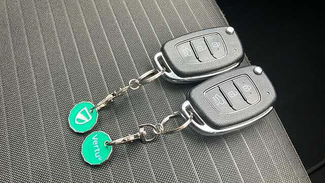 Hyundai I20 1.0T GDi 48V MHD Premium 5dr Petrol Hatchback Turquoise