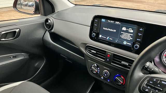 Hyundai I10 1.0 MPi SE Connect 5dr Petrol Hatchback Red