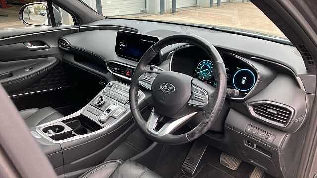 Hyundai SANTA FE 1.6 TGDi Hybrid Ultimate 5dr 4WD Auto Hybrid Estate Grey