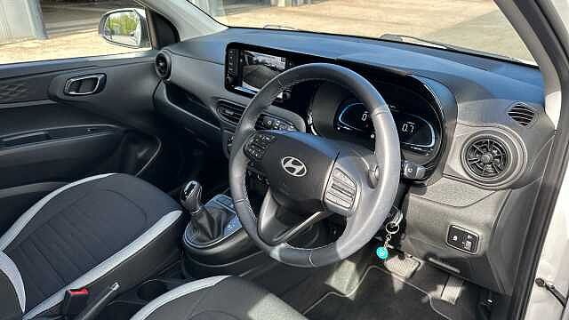 Hyundai i10 1.0 [63] Advance 5dr Auto [Nav] Petrol Hatchback