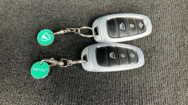 Hyundai SANTA FE 1.6 TGDi Hybrid Premium 5dr Auto Hybrid Estate