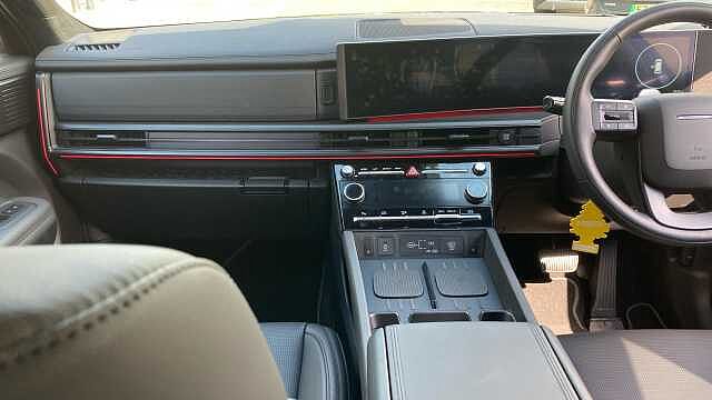 Hyundai SANTA FE 1.6 TGDi 288 PHEV Calligraphy 5dr 4WD Auto Estate
